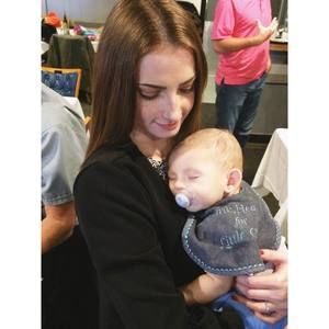 Meet your Posher, Nicole